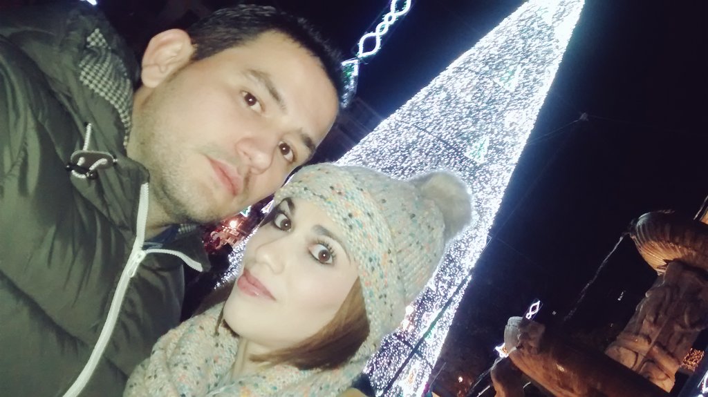 Terminando el finde... #Granada #HueleaNavidad 😍😍 <a href="/marien_moya/">Marien</a>