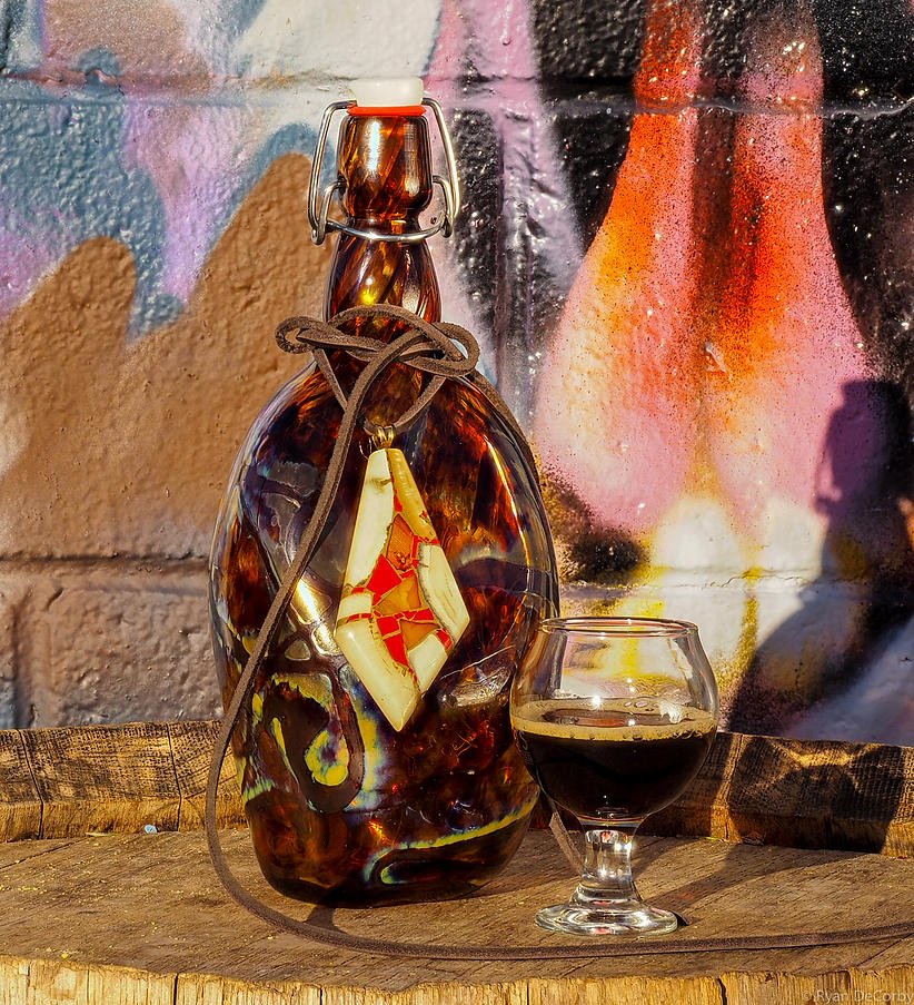 ILiveInEastVan's tweet image. $1000 beer goes on sale in Vancouver from East Van's @StormBrewingVan by @GlobalBC  ow.ly/VxSod https://t.co/FB6THzXBtS” #beer