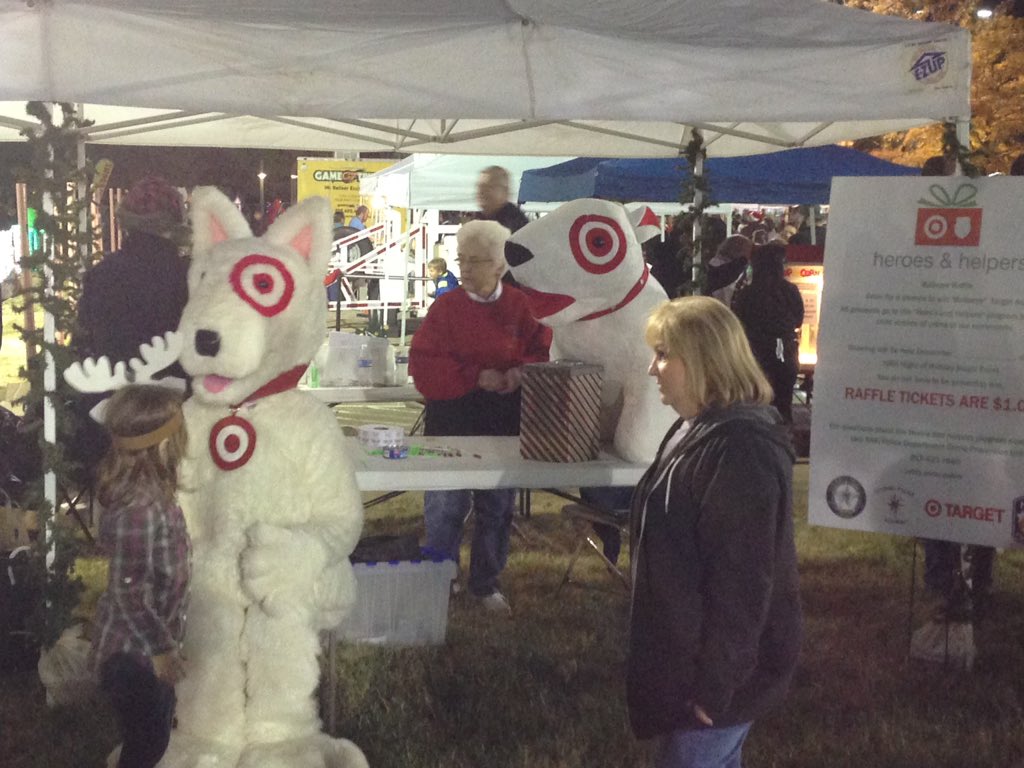 GarySmouse's tweet image. Proud to represent Target Corp @CityofNRH Night of Holiday Magic event where Bullseye was a very popular attraction!