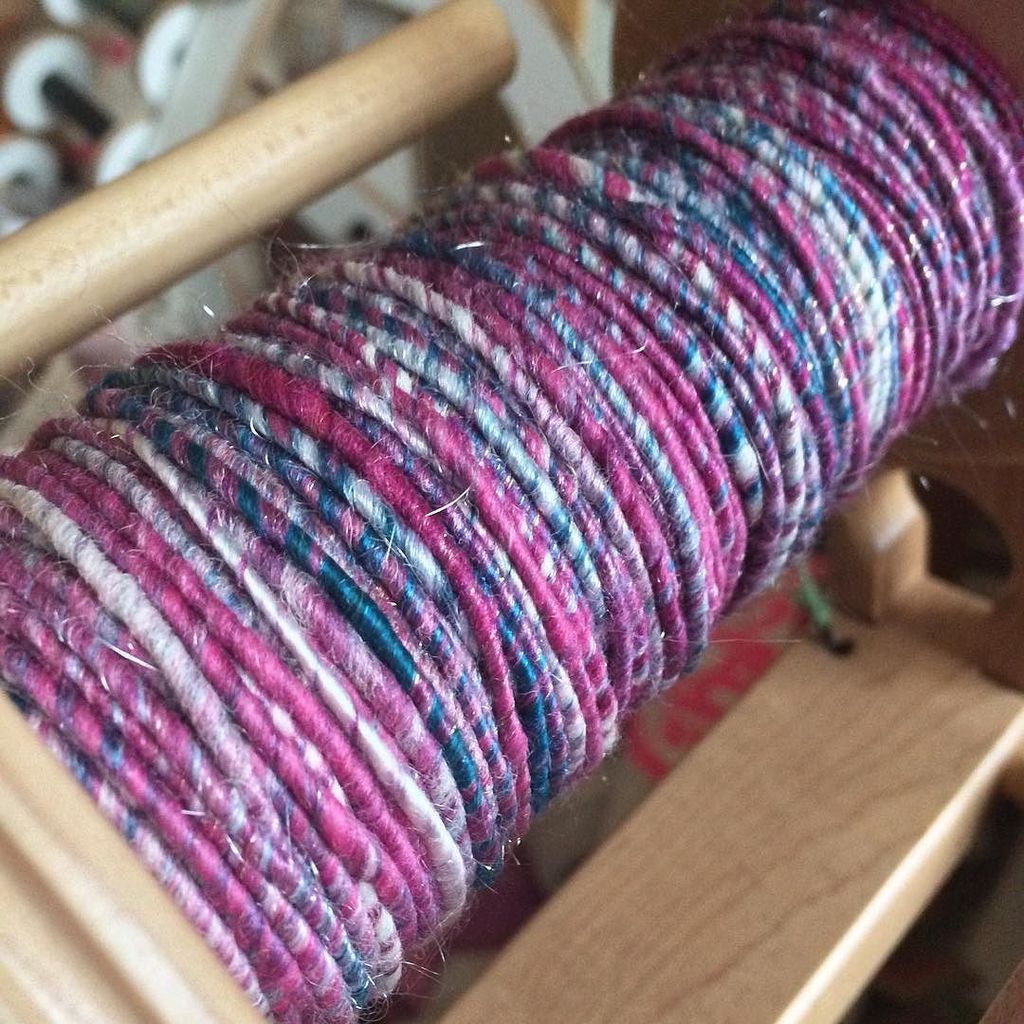 CraftilyKimbrly's tweet image. I liked this photo by squiished_, &quot; #spunday #spinnersofig #spinnersofinstagram #igspinners #artyarn #corespun #art…