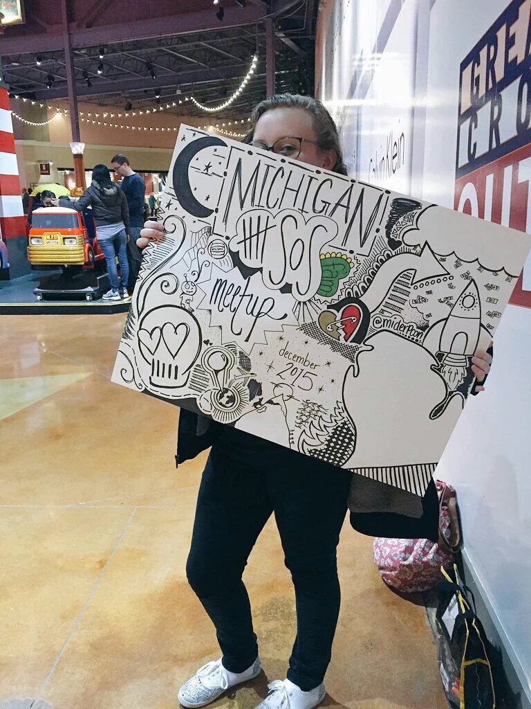 IrwinsMeetUps's tweet photo. There was a #5SOSFamMeetUp in Michigan !! 
❌Via: @MiDerpcon ❌ #5SOSMEETUP @5SOS https://t.co/iEgH9CIgzw
