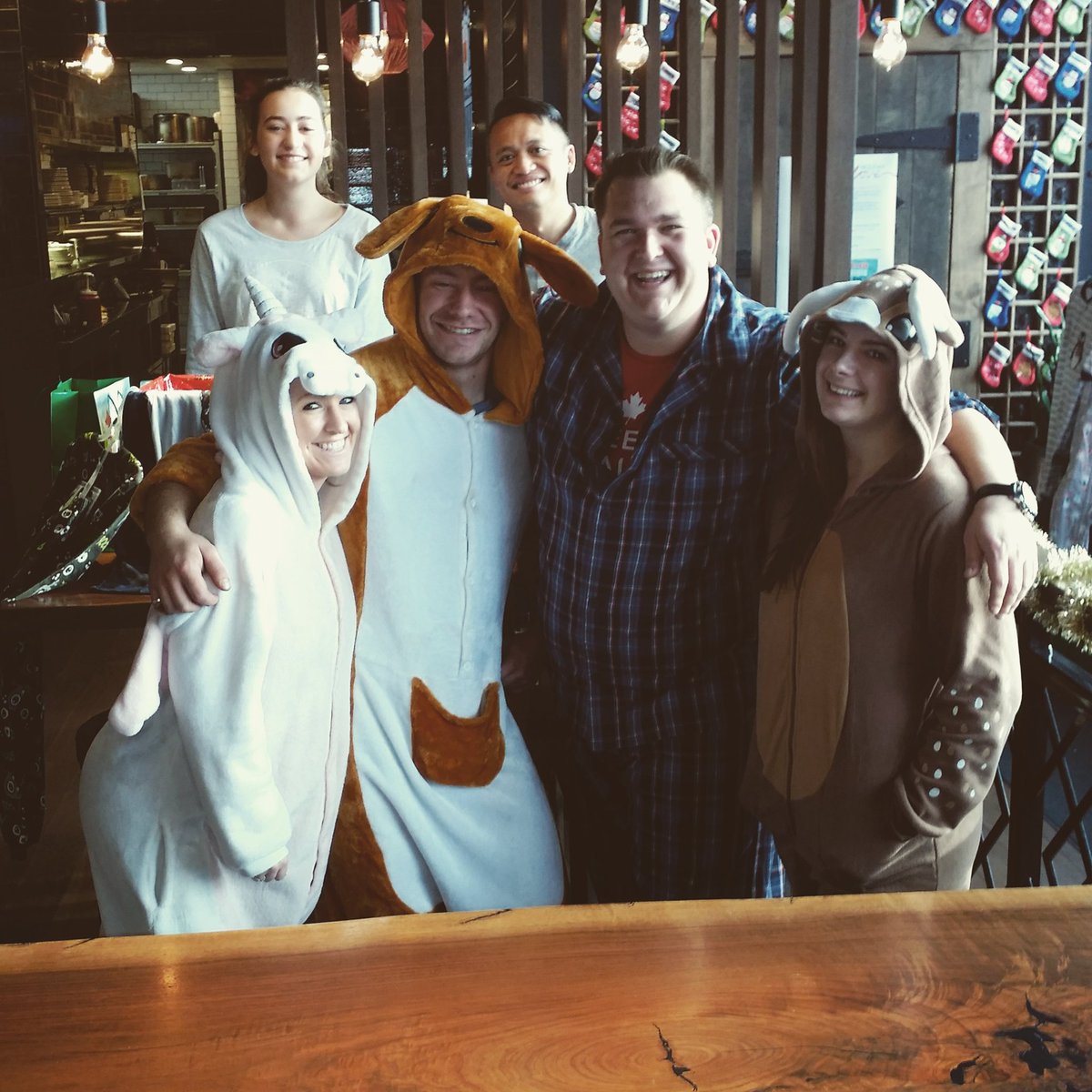 BrownsErinMills's tweet photo. Hey #Oakville our Annual Pyjama Drive is today. Bring in new Pj's & get a 50% off your food bill! #pyjamadrive https://t.co/tuGbuoI9jC