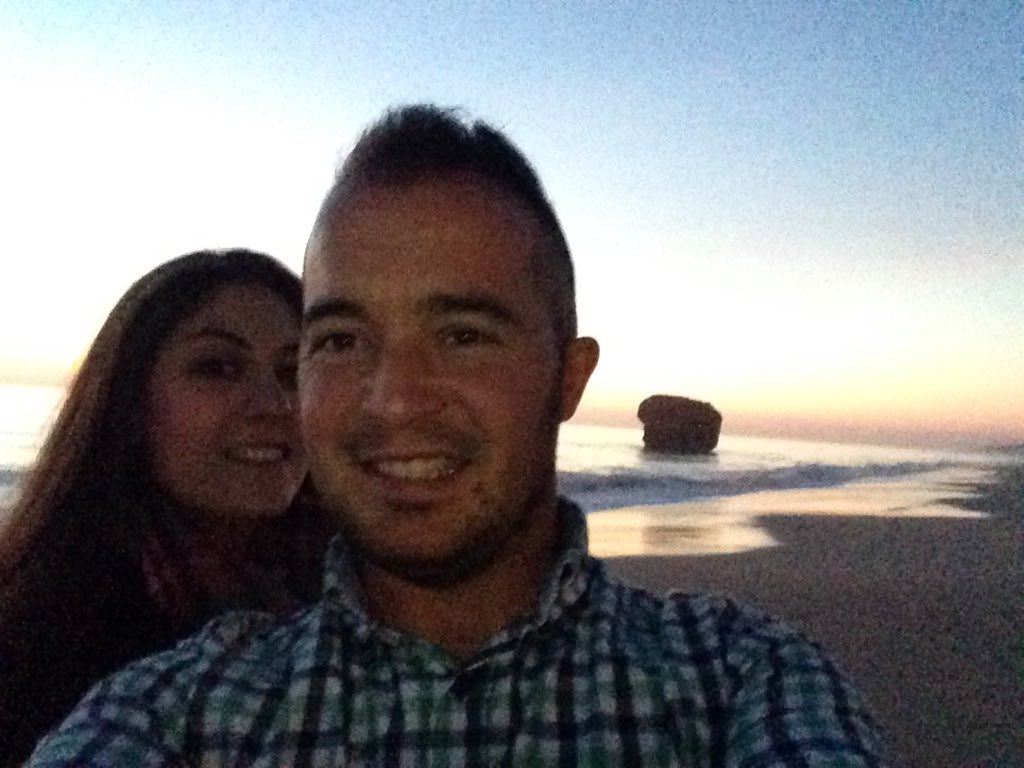 A tu lado;
Todo es perfecto <a href="/EstibalizTello/">Estibaliz Tello</a>