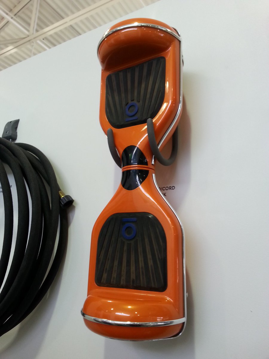 morrowchris's tweet photo. I discovered the perfect way to hang my #hoverboard #iohawk thanks to @ContainerStore #excited https://t.co/YDUKYgcYvb