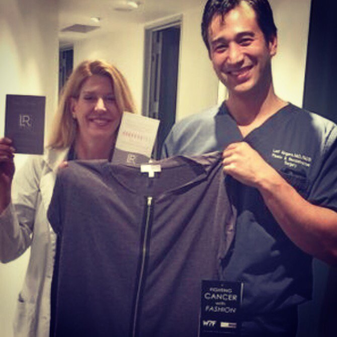 LeifRogersMD's tweet photo. My amazing PA Valerie and I supporting #thewhyfoundation #fighterT #ootd ! Fighting cancer with #fashion Thank you! https://t.co/D8l2R4kHMe