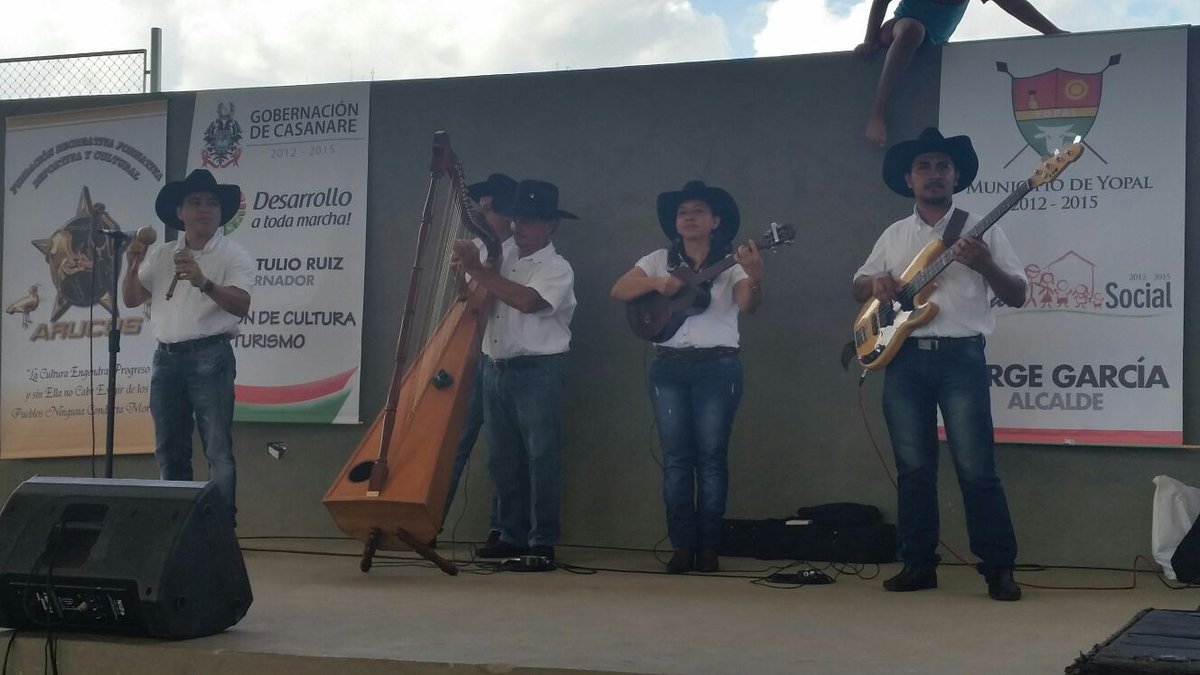 alcaldiadeyopal's tweet photo. #AESTAHORA iniciamos actividad cultural en el Coliseo cubierto del Barrio Casiquiare II https://t.co/2oDIWGLzXb