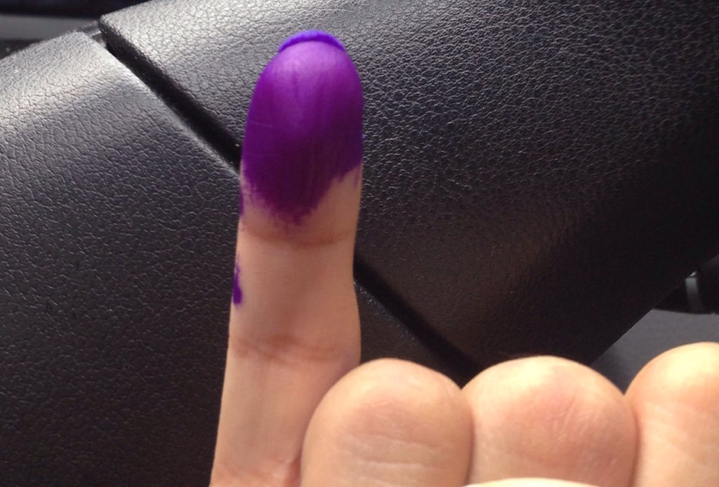 Dianak_Alvarez's tweet photo. Listo!! Por mi hijo, mi familia y mi pais en democracia plena y libertad absoluta!! Mi grano de arena!! Vota!! #6D https://t.co/RMbqgfC83r