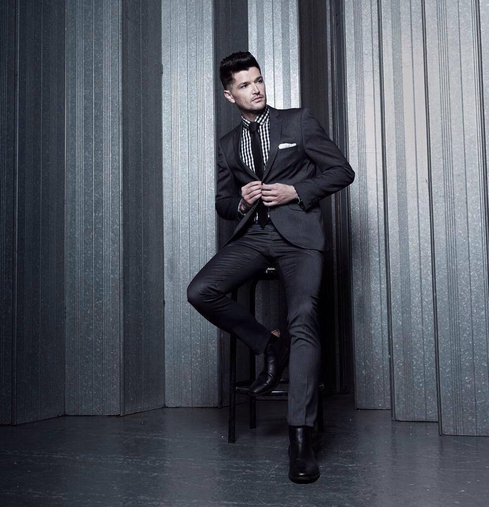 ScriptLyric's tweet image. &quot;Well I&apos;ve seen you in jeans with no make-up on, and I&apos;ve stood there in awe as your date for the prom...&quot;