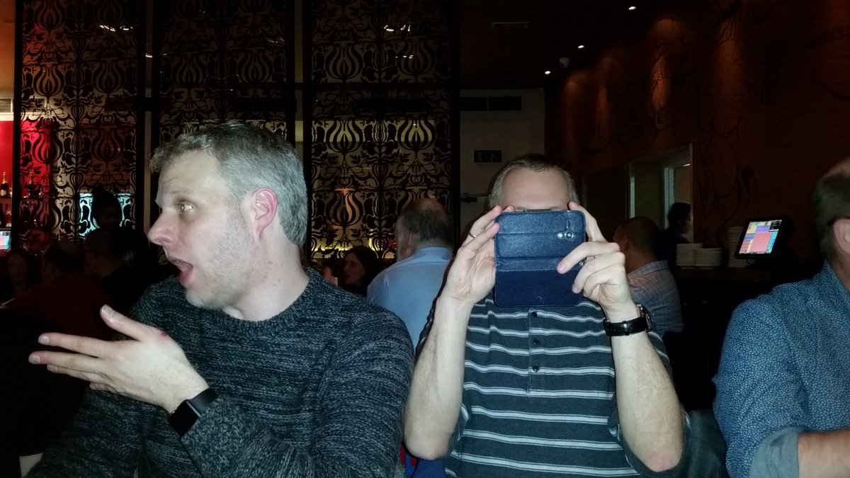 pdevisser's tweet photo. The making of... #acedinner #ukoug #ukoug_tech15 https://t.co/PKapB0Wg1t