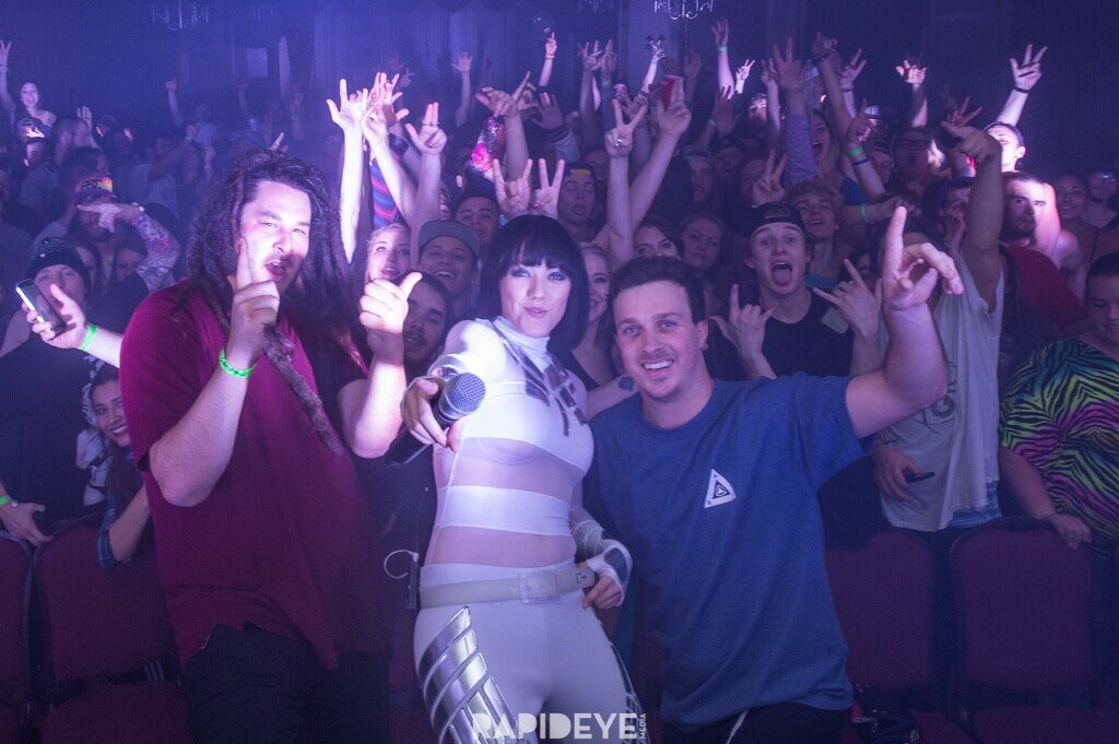 Last night was insane CO!!! 

We brought <a href="/adaramusic/">Adara</a> to preform "Young" live 🙏❤️🎤

📷: @rapideyemediasd