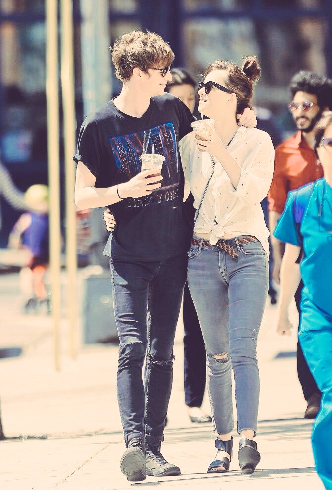 50ShadesRussia's tweet image. Good night💖❤️
#DakotaJohnson #MattHitt