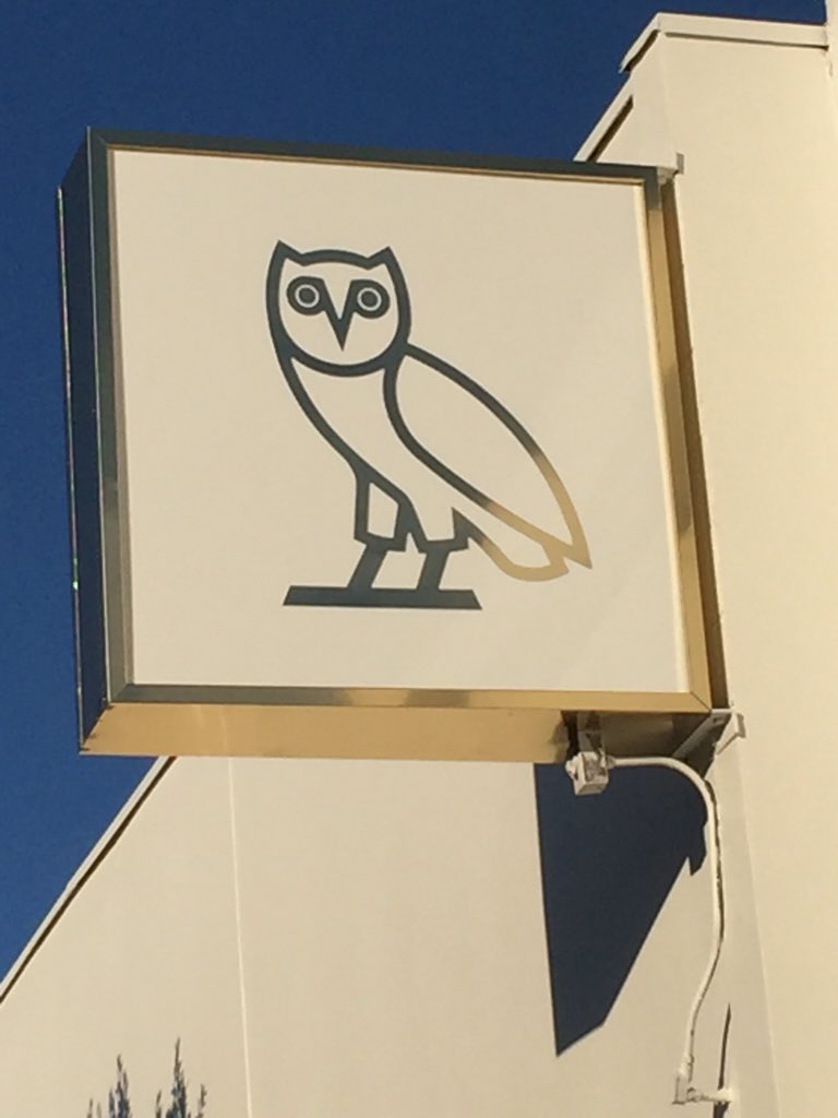 wearablekicks's tweet photo. Earlier today at flagship ovo 👿👌🏻 https://t.co/fc23WG1vHP