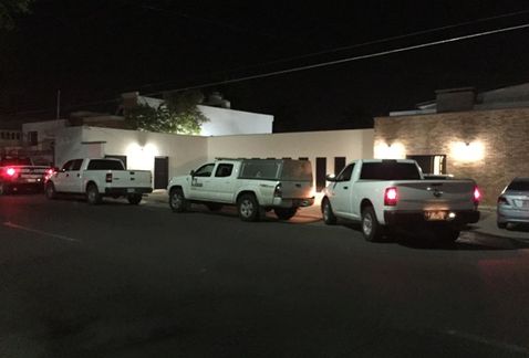 nmas's tweet photo. Policía Investigadora de #Sonora catea propiedades del exgobernador Guillermo Padrés https://t.co/liPHQtJWe4 https://t.co/juue3fQOeE