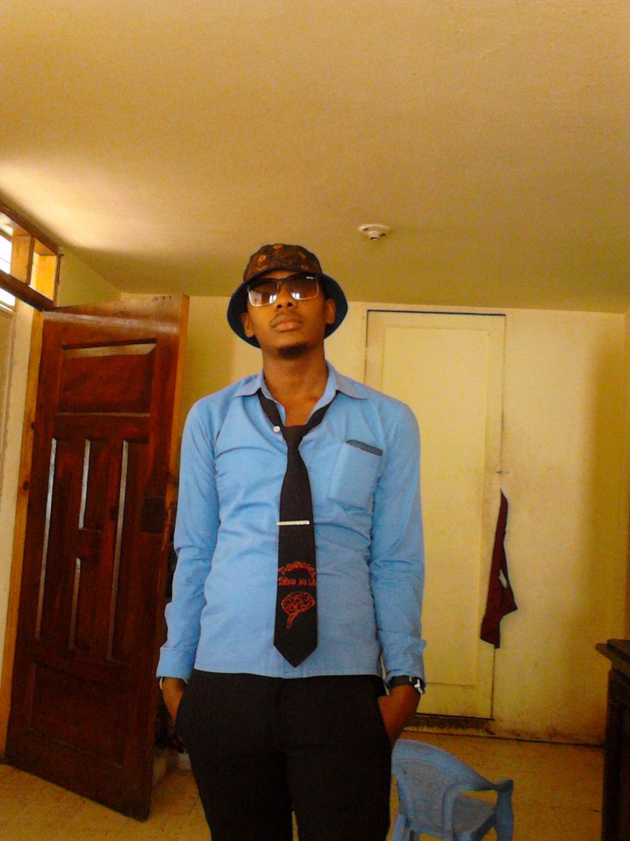 onetswagger's tweet photo. Swagga swagga @BigO4life @RTVCHAITI @jperryofficial @TICKETmaghaiti https://t.co/b9QId5dYXd