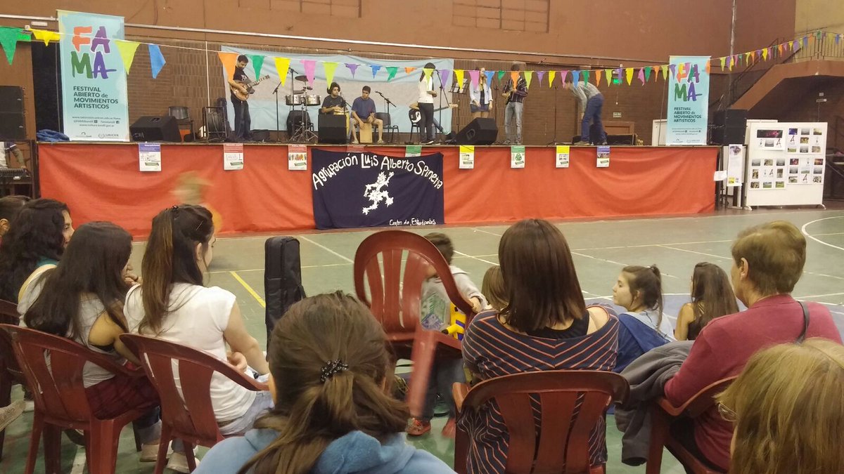 FAMAtandil's tweet photo. [AHORA] Se presenta en el Gimnasio del Centro Cultural Universitario una agrupación del Conservatorio de Música. https://t.co/VNU0OXFWWV