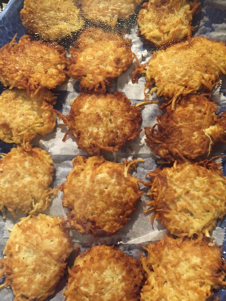 RudysDeli's tweet photo. Customize catering available for your holiday! https://t.co/XGut12YMGu