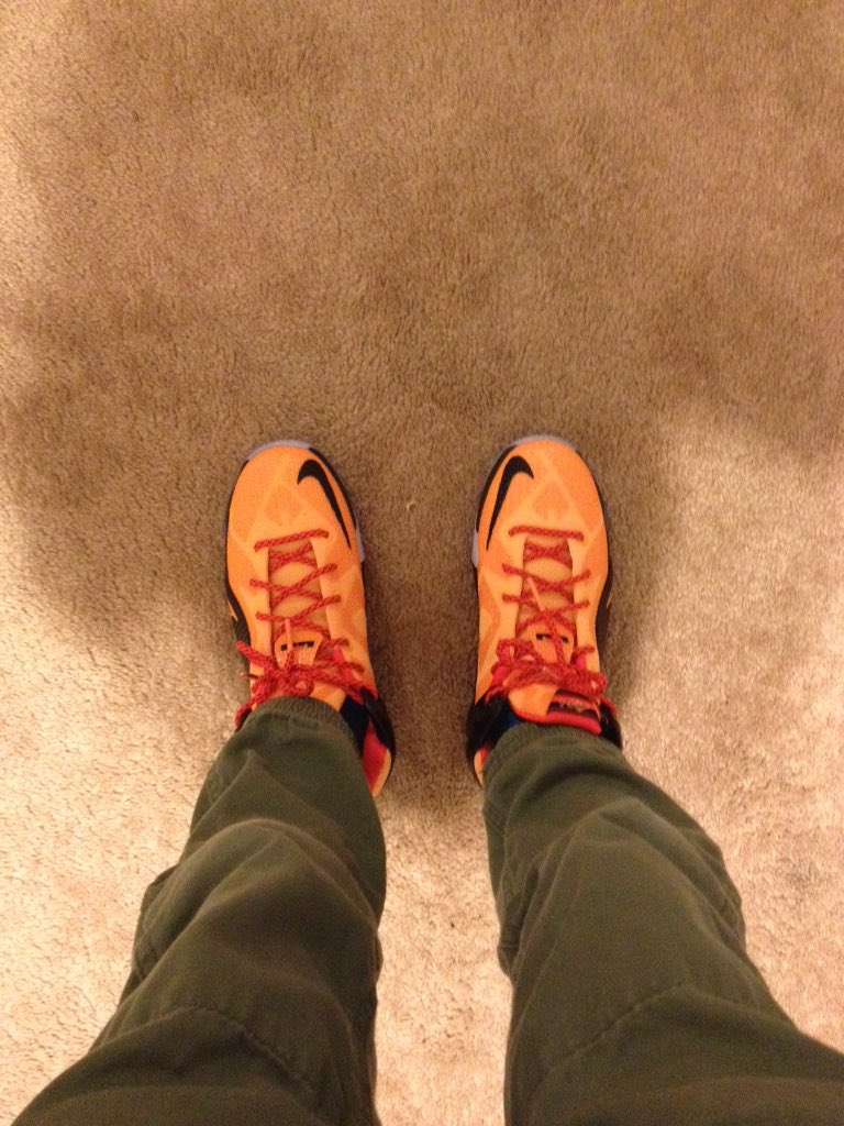 3dkicks's tweet image. Lebron 12 very nice shoe