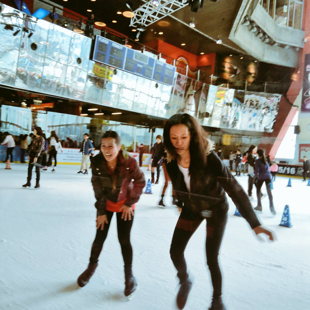 SelgenT's tweet photo. Ice Skating day https://t.co/woEKS5yeEd