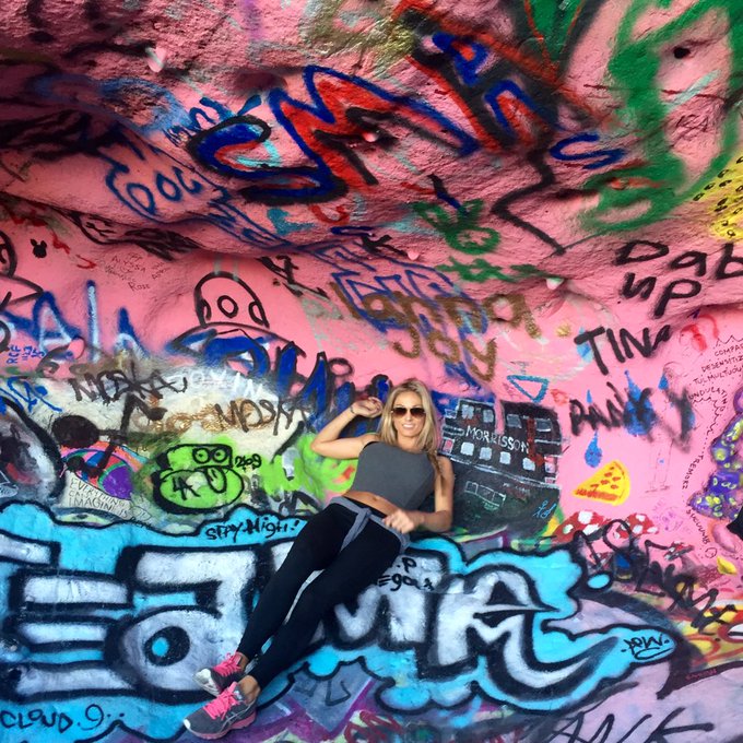 💜💙💛💚❤️ https://t.co/dvxLeNVMsV<a href="/tag/tbt"class="tags"><span>#tbt</span></a>