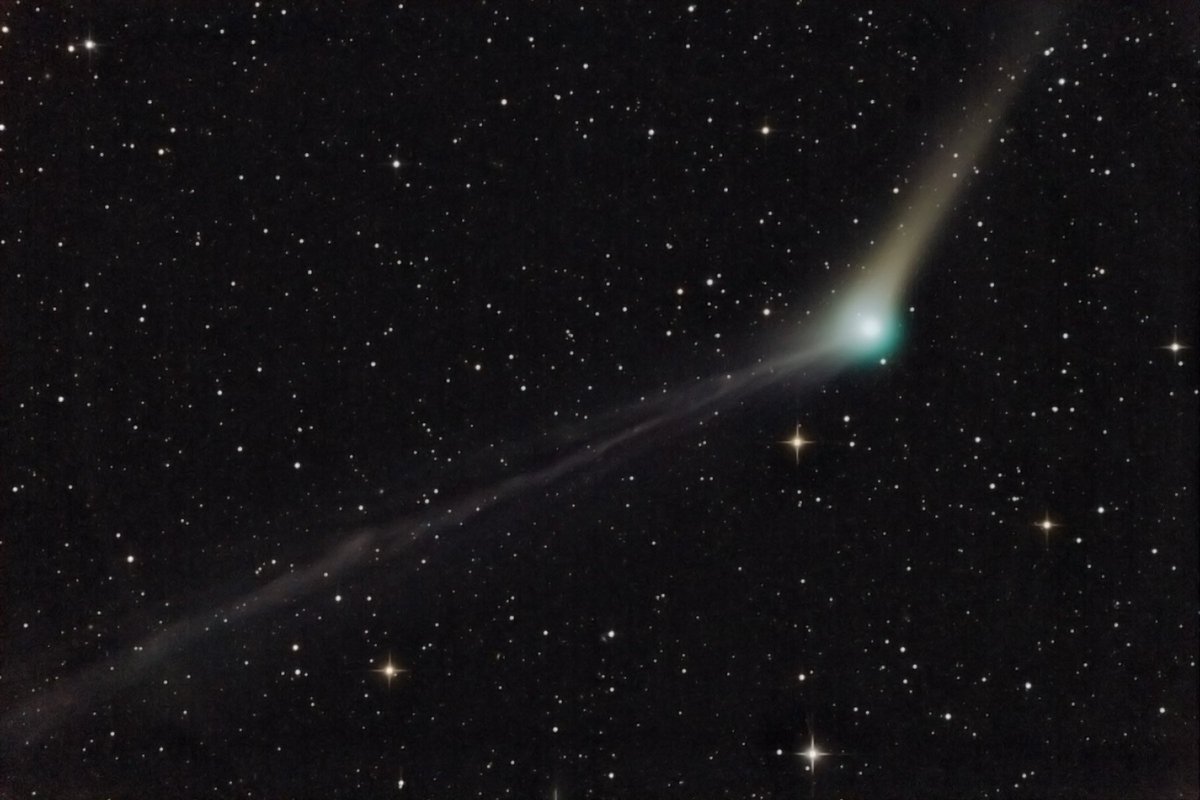 Il passaggio della cometa C/2013 chiamata "Cometa Catalina".