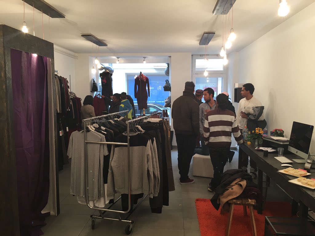 cpcbra's tweet photo. Merci aux personnes présentes à l'inauguration, vous êtes incroyables!!! #ChatelStDenis #Opening https://t.co/jB9iUirlbs
