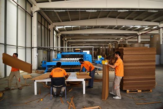 Diyarbakır'ın ilk atık geri dönüşüm fabrikasını kuran işadamı Kahraman Ağaoğlu,bir ilke daha imza attı