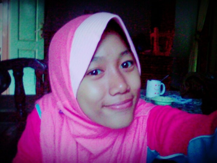 umi_farida67's tweet photo. jalani hidup dengan senyum &amp; pemikiran yang pisitip ;-) (y) https://t.co/x9h9pI6nNW