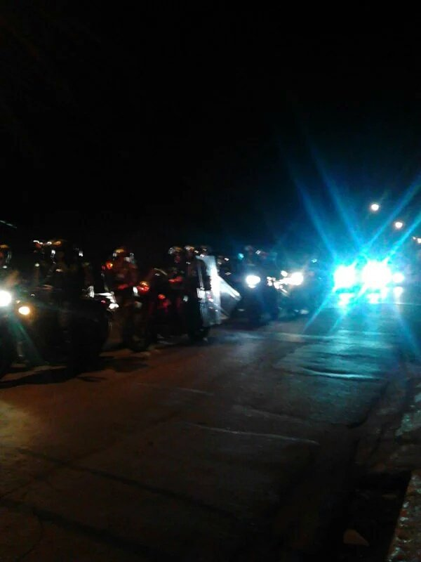AlfonsocaroVe's tweet photo. #AHORA Salen tanquetas y GNB de la 4ta brigada blindada en Maracay - vía @360mundo https://t.co/PUKbq07lIM https://t.co/u3KZxisHLZ