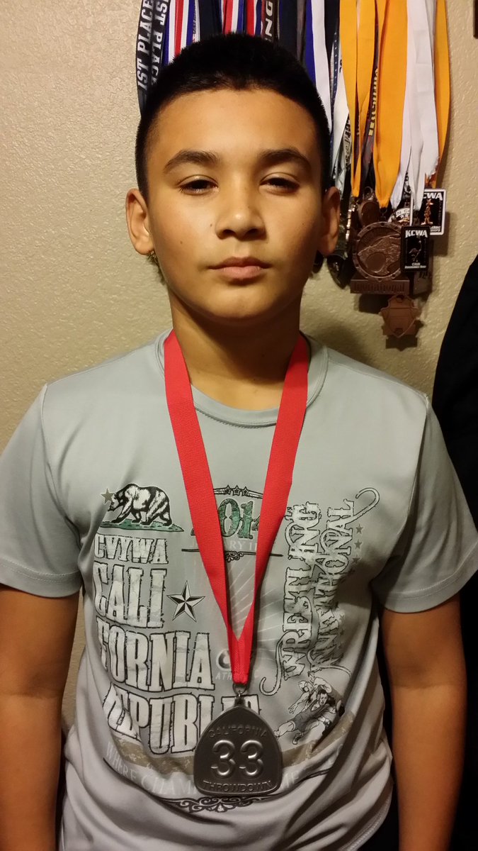 ExeterWrestling's tweet photo. Isaiah Roldan took 2nd this weekend at The Highway 33 Throwdown. #WILSONMIDDLESCHOOLWRESTLING #EXETERWRESTLING https://t.co/mmo2vtQyAU