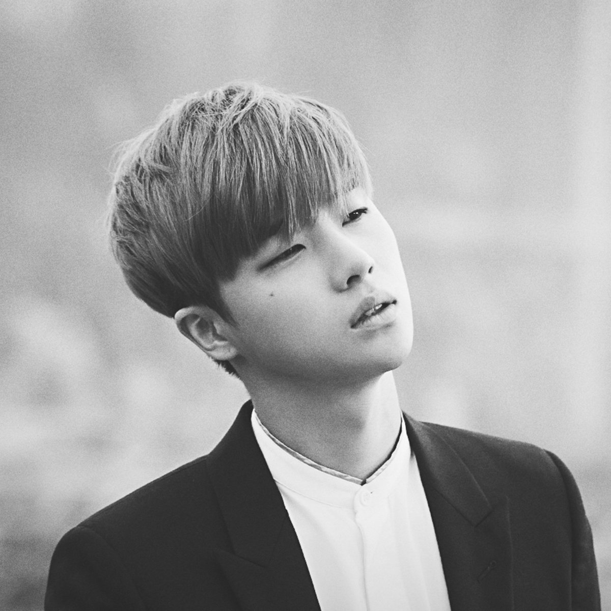 iKON - WELCOME BACK 'JINHWAN's Play List'] More info @  https://t.co/gmbzaZPXtG #iKON #JINHWAN #WELCOMEBACK, image size:1200x1200