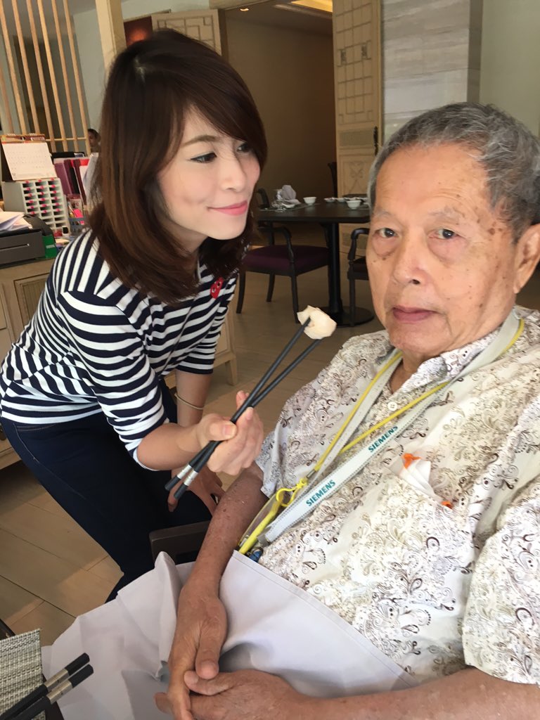 9Kuriko's tweet photo. Love you so much ❤️#daddyday #dusitprincess https://t.co/YQWgkd8np4