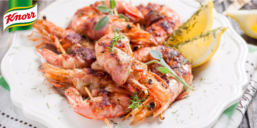 whats4dinnerSA's tweet photo. #FestiveSnack Impress your friends with our delicious easy Prawn & Bacon Kebabs > https://t.co/ohsJjqWs6e #Knorr https://t.co/AAEwDmtDaE