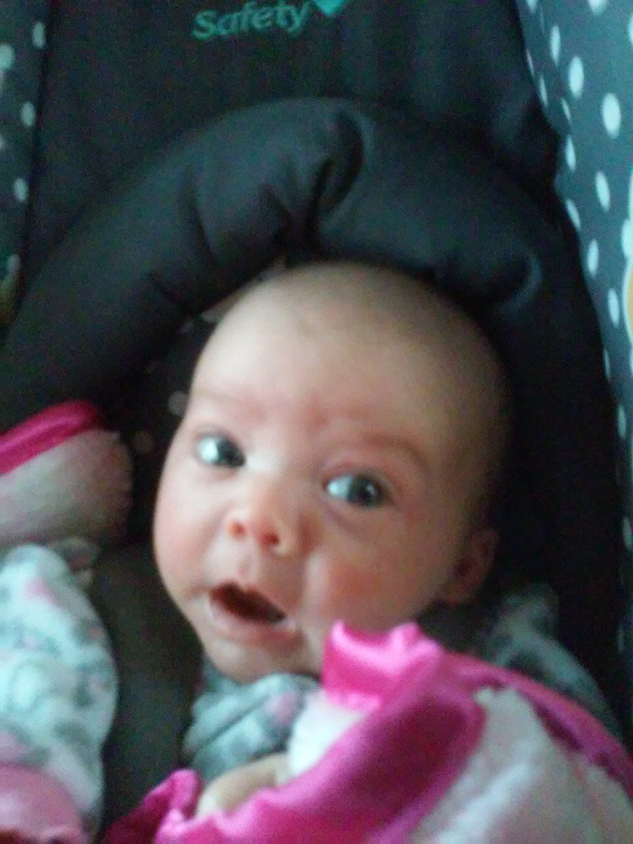 lackofdueproces's tweet photo. Born Oct 20,2015 kidnapped 36 hours later with out a warrant, ten hour Sat community visits. Two months!BS https://t.co/enuYdhaeYG