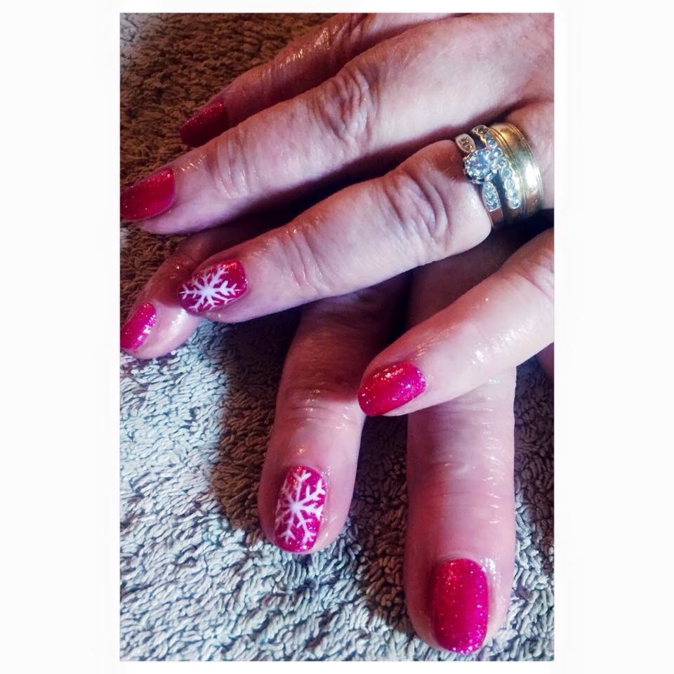MaplesStamford's tweet photo. Jessica Geleration Aphrodisiac with some added festive snowflakes ❄️ @JessicaNails #maples #stamford #jessica #xmas https://t.co/Rs8AIFHkQZ