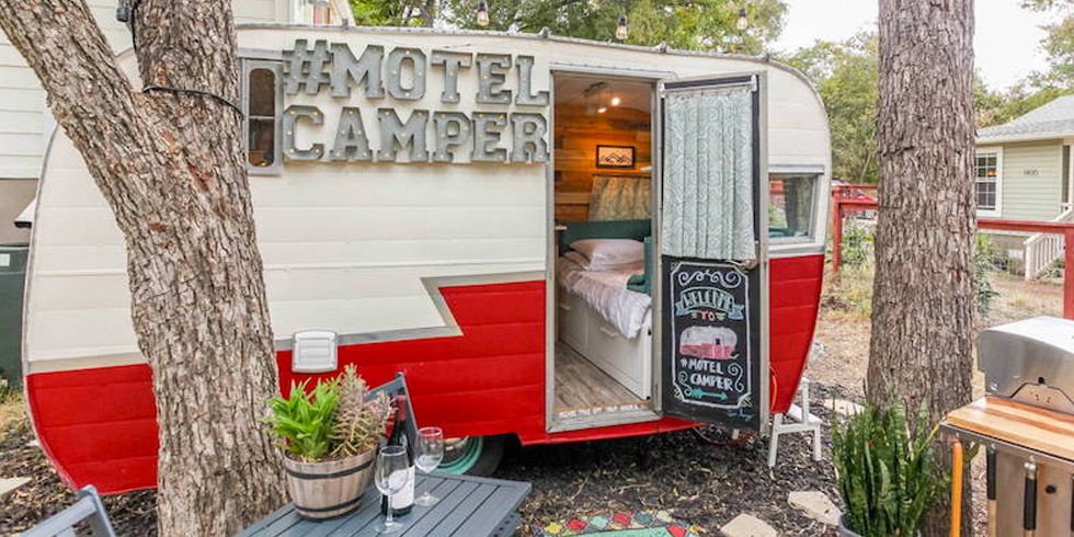 Sy45rp's tweet image. RT @venturecaravans: This Retro, Rustic #Camper Just Might Be the Cutest Motel in Texas ow.ly/VxqQT
