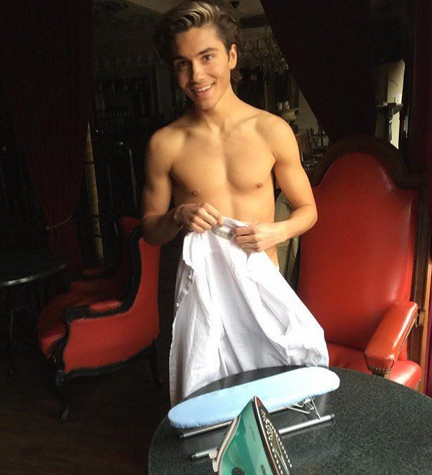 FitFamousMales's tweet photo. #GeorgeOfTheJungle did so well with second place last night. He'll always be our number one though @higeorgeshelley https://t.co/ekqVSLeOzg