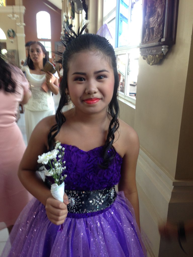 guevarra_sandy's tweet photo. My Self In a Wedding! https://t.co/8rHcwTMdZT