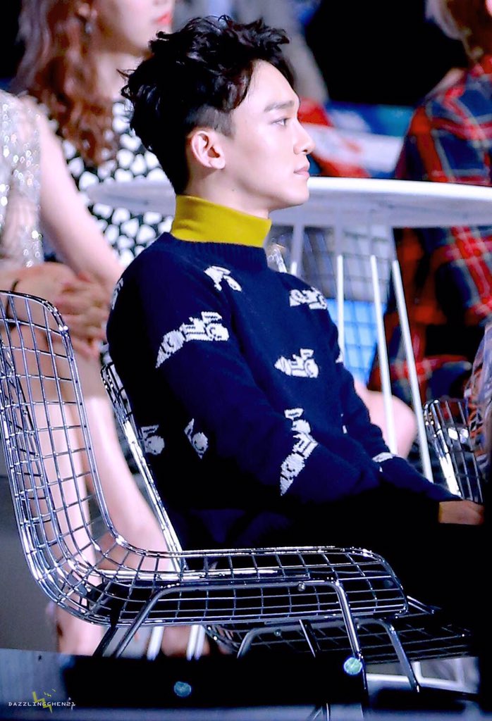 dazzlingchen21's tweet photo. 1202 MAMA #Chen #EXO #KIMJONGDAE #엑소 #첸 #김종대 #mama #MAMA2015 
https://t.co/0vdORSykRt https://t.co/APuM7YTjJV