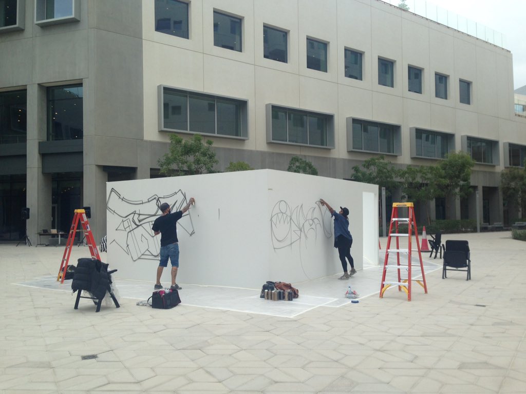 NYUADArtGallery's tweet photo. #livepaintingnyuad happening this minute.  #streetart #syaone #fats #enforce1 #justone #steffibow come see!  @nyuad https://t.co/vM7xBFZnqn