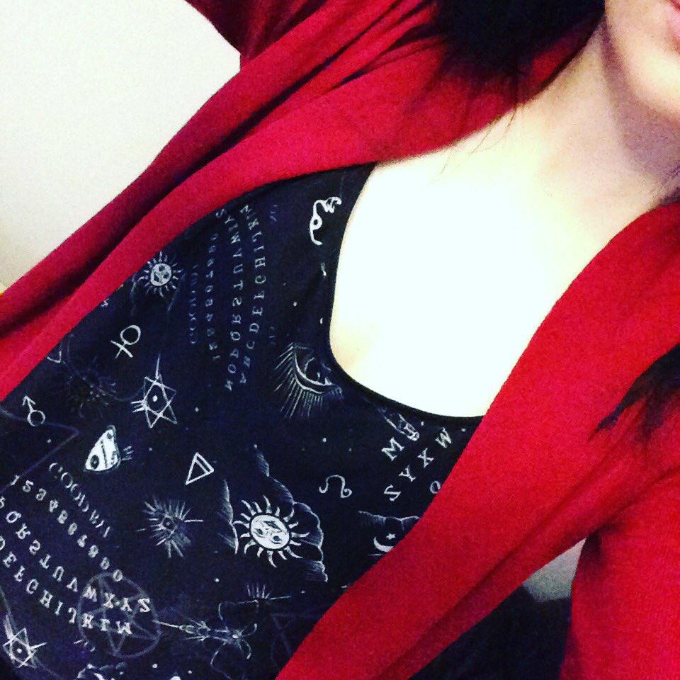 Moving day today so I'm doing it in style with my <a href="/SpinDoctor/">Spin Doctor</a> top 😂