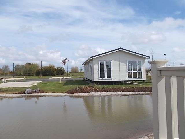 SalesSouthview's tweet image. What do you think of this super stylish lodge?  Contact David on 07841627382 to find out more!