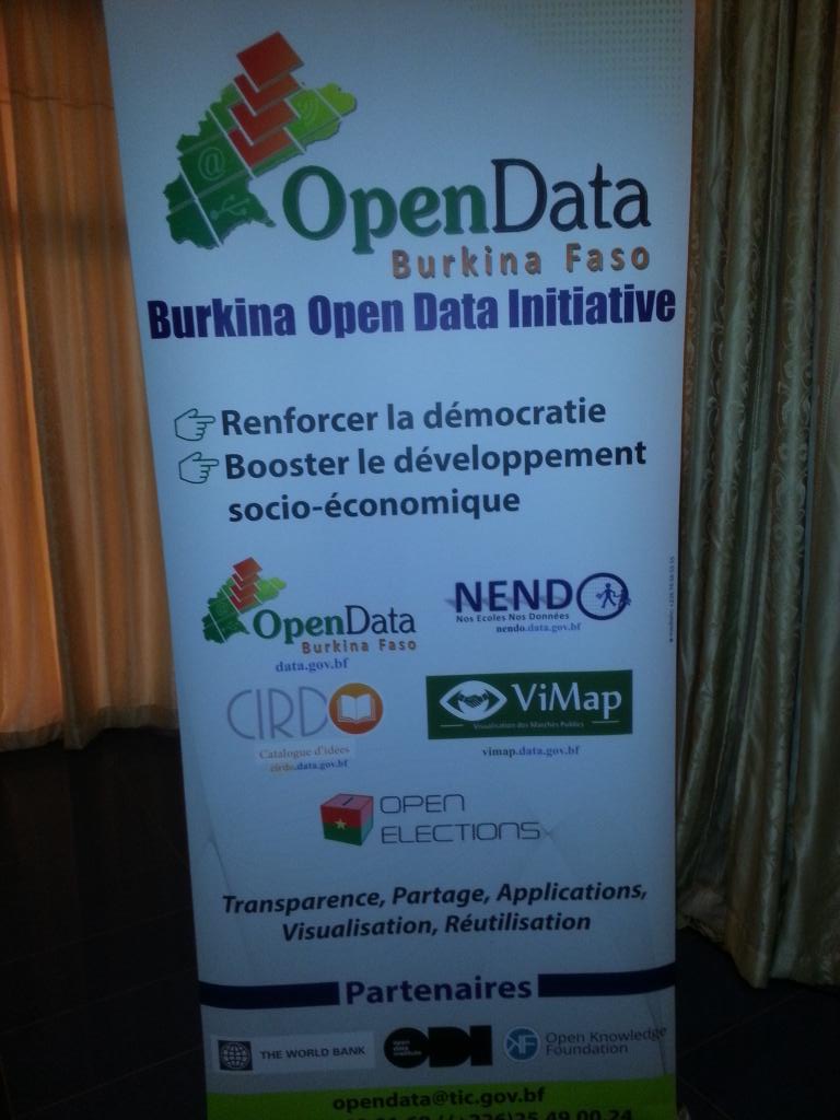 yam_pukri's tweet photo. Séminaire open data initiative dans le domaine de l'agriculture de l'eau, Ouaga. # lwli #agripol. https://t.co/QYIRO1NDUK