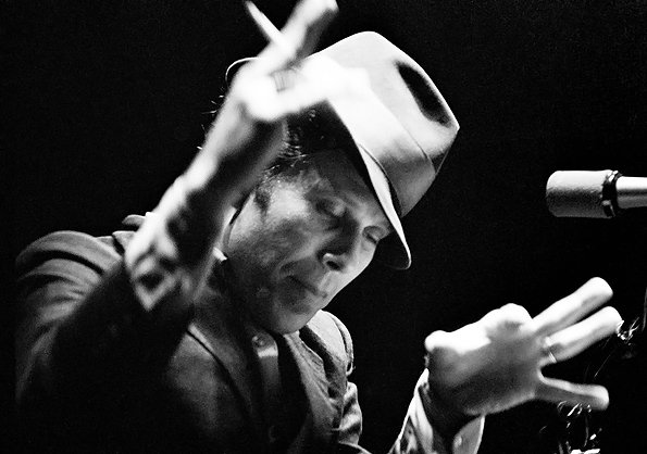 Happy birthday, Tom Waits! 