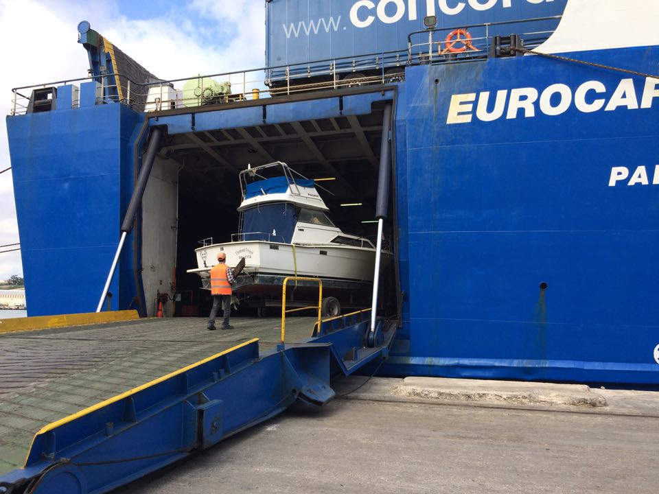 CelticShipping's tweet photo. Shipping boat on trailer from Valetta,Malta to Cork. Trailer will be towed off in Cork ready for customer to collect https://t.co/egQ1z0rs4C
