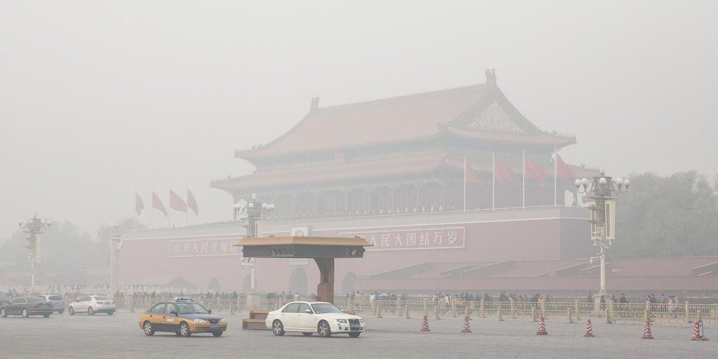 الجانب السلبي في التطور الصناعي بالصين هو أرتفاع نسب التلوث في الهواء CVns9aEUwAEuCEy
