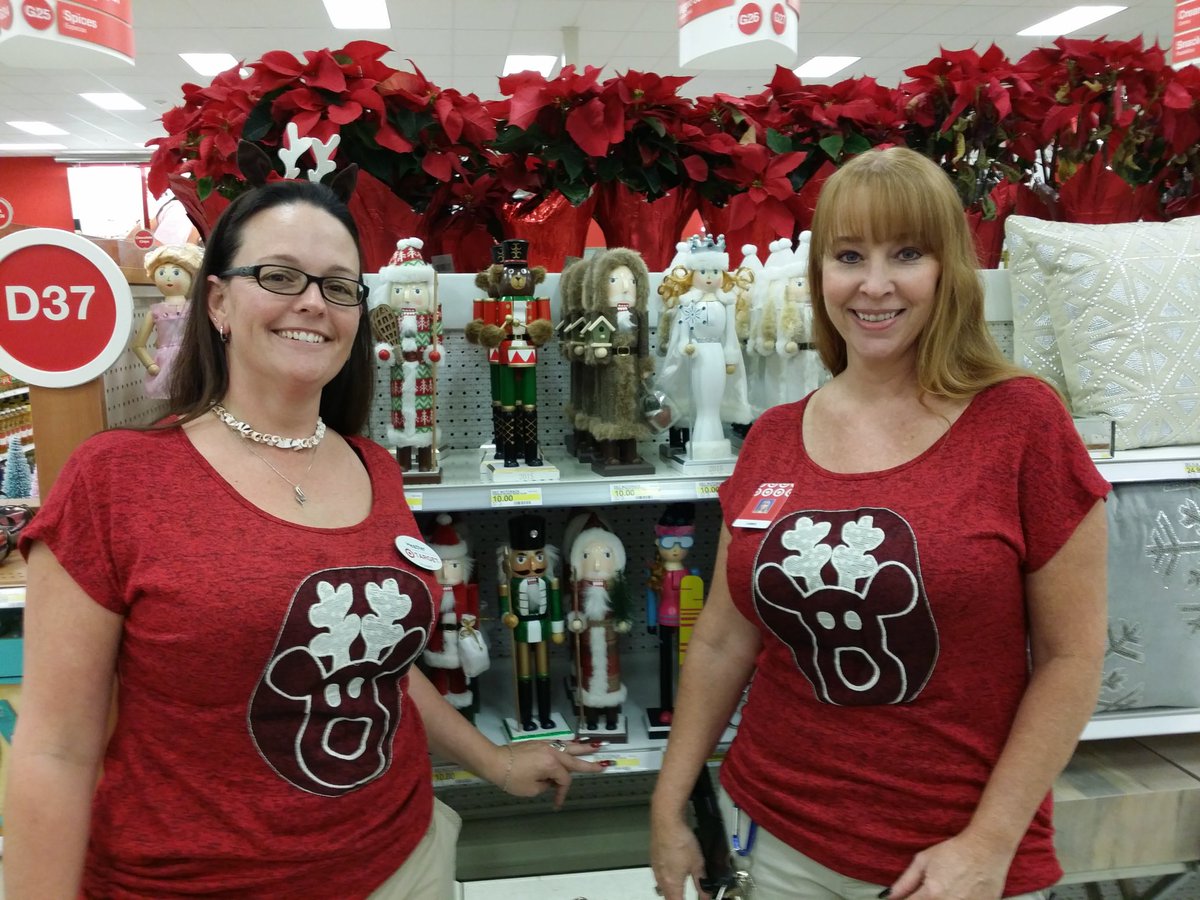 T2008, Cracking down on OUTS in Trend Runs <a href="/taylorlyons00/">Taylor</a> <a href="/Heatherjac2008/">Heather Casey</a> <a href="/t2008_ap/">Shantell4Tgt</a>