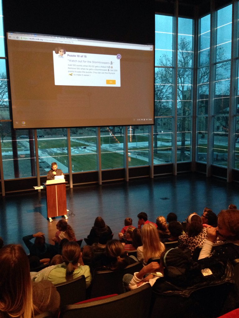 CareerTechEdCR's tweet image. Star Wars coding! #HourOfCode #codeiowa