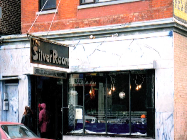 thesilverroom's tweet photo. Digging in the crates this week for #TSR18! This marks our first storefront's Twitter debut! #wickerpark #chicago https://t.co/DZcJBKewRs