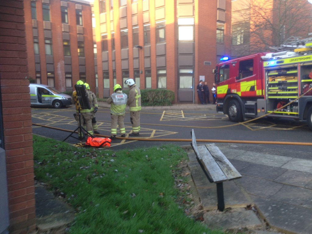 lfrsspecialist's tweet photo. Thanks to @Leic_hospital for the use of your premise today #Incidentcommand #makingthingssafer , realistic scenarios https://t.co/UGrECzs6Vm