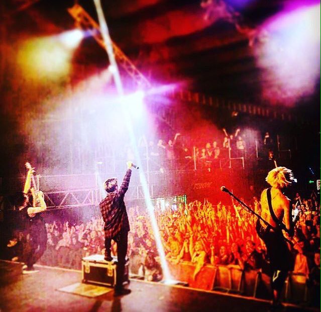oneokrockhhh06's tweet photo. 愛知の中学生OORerさん
さがしてます🙌🙌

#中学生OORerさんRT
#みたことない😭 https://t.co/dCRavgDRUl
